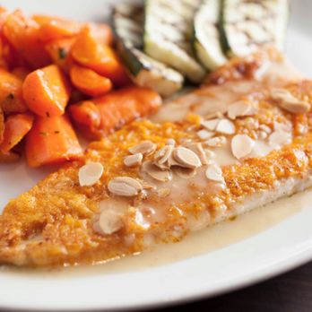 King's Fish House signature dishes Wild-Caught Swordfish
Macadamia Nut Crusted Halibut
Nantucket Scallops